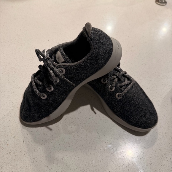 Allbirds Wool Runners Women’s 7 Charcoal Gray Minimalist Sustainable Aesthetic - Picture 3 of 13